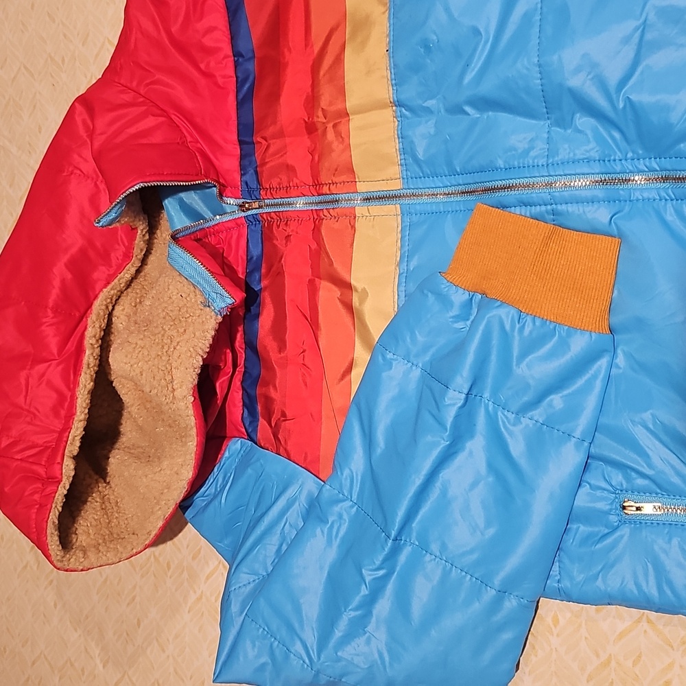 Colorful Light Waight Jacket with Hood, New And Has'nt Been Worn - Picture 3 of 6